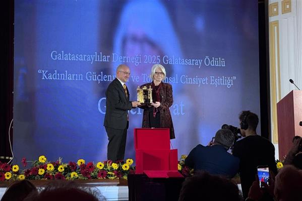 Galatasaray Ödülü 2025 'Kadınların Güçlenmesi ve Toplumsal Cinsiyet Eşitliği' temasıyla Gülser Corat'a verildi