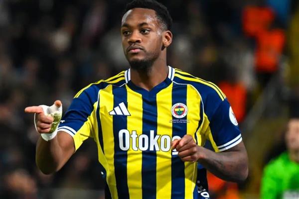 Fenerbahçe, Jhon Duran'ın sözleşmesini feshetti