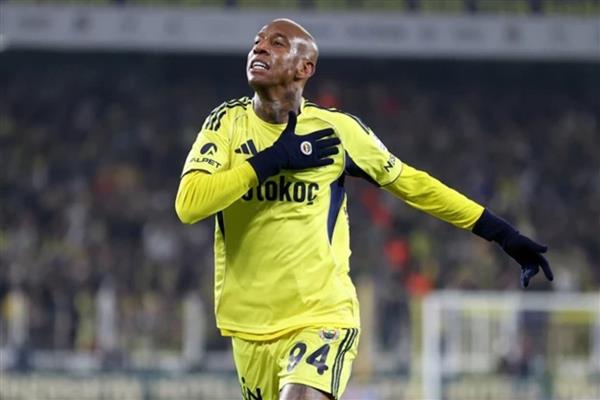 Fenerbahçe'nin Brezilyalı yıldızı Talisca, performansıyla kariyer sezonuna doğru ilerliyor