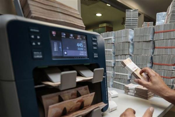 Bankacılık sektörünün toplam mevduatı haftalık bazda geriledi