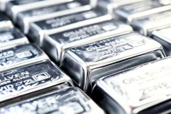 Gümüşte dengeler altüst ama JPMorgan'ın beklentisi umut verici