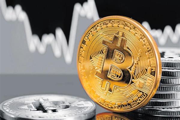 Abu Dabi bağlantılı iki büyük yatırım kuruluşu, ABD spot Bitcoin ETF'lerine 1 milyar dolar yatırım yaptı
