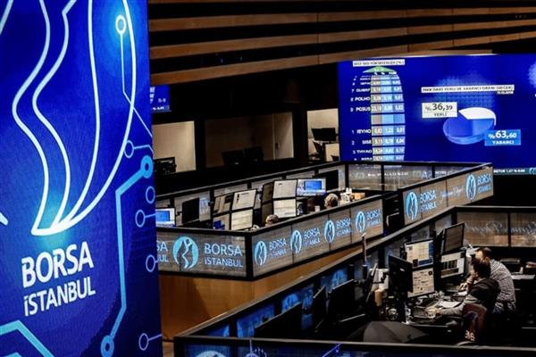 Yan hisseler 2025'e damga vurdu, 2026'da bankacılık ve savunma öne çıkabilir