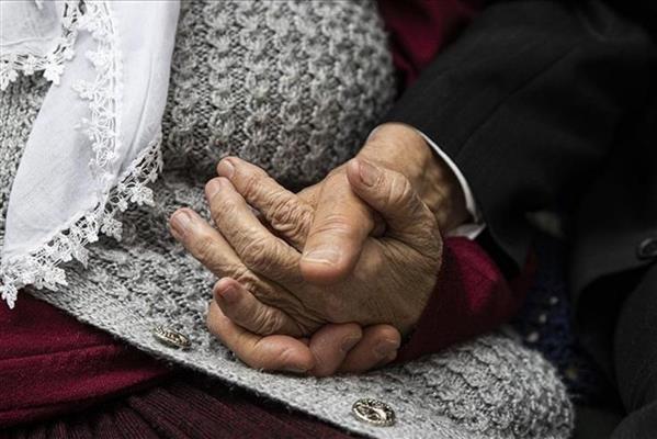 Türkiye'de geçen yıl 9 bini aşkın kişi ikinci baharında evliliğe adım attı