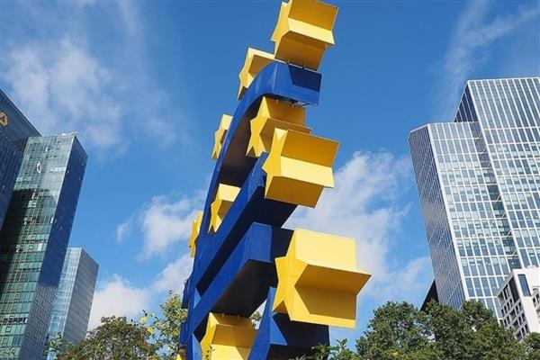 Euro Bölgesi ekonomisi yılın son çeyreğinde sınırlı büyüme kaydetti