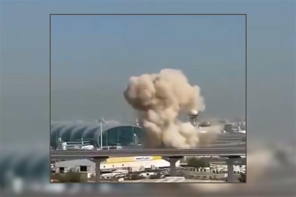 Dubai Havalimanı'na İran'ın insansız hava aracı ile yeni saldırı düzenlendi, yolcular tahliye edildi