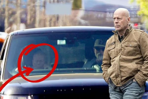 Bruce Willis Kaliforniya'da görüntülendi, eşi Emma Heming Willis iletişimlerinin değiştiğini anlattı