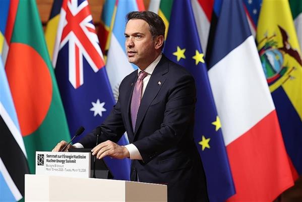 Enerji ve Tabii Kaynaklar Bakanı Türkiye'nin çok farklı kaynaklardan enerji aldığını, enerji arzı ve tedarikinde sıkıntı olmadığını bildirdi