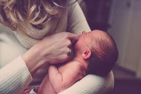 Yeni düzenleme annelerin doğum iznini 24 haftaya çıkarırken izin kullanımında esneklik de getiriyor