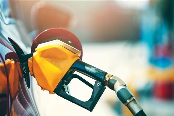 Orta Doğu'daki gerilim nedeniyle Avrupa akaryakıt fiyatları rekor seviyelere yükseldi