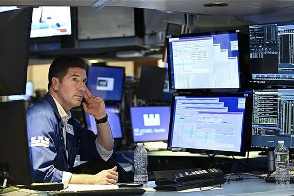 Küresel piyasalar Orta Doğu'daki gerilimin artmasıyla haftaya satış baskıyla başladı