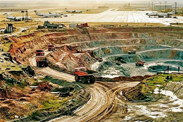 Ortadoğu'daki savaş küresel madencilik ve havacılık sektörlerini milyarlarca dolarlık kayıplara sürükledi