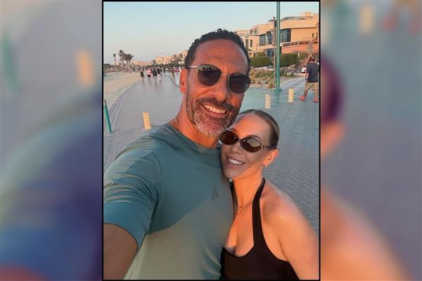Eski ünlü futbolcu Rio Ferdinand ve eşi Kate, savaş nedeniyle Dubai'deki lüks evlerini terk ederek Portekiz'e taşındılar