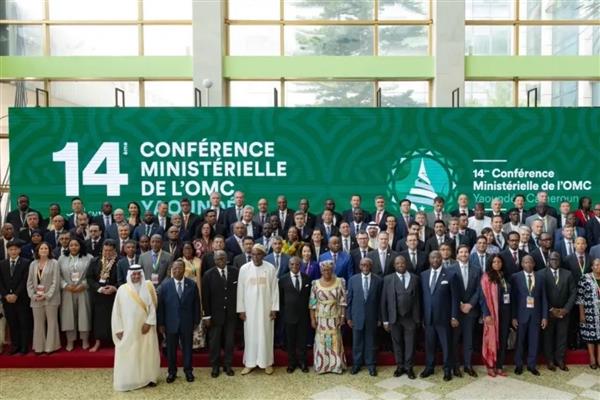 Bakan Bolat, DTÖ Bakanlar Konferansı'nda yoğun diplomasi trafiği yürüttü