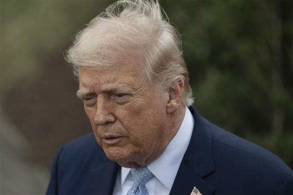 ABD Başkanı Donald Trump, İran'da saldırıların ardından rejim değişikliği yapıldığını söyledi