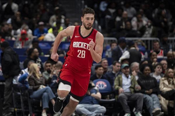 Alperen Şengün, 36 sayı, 13 ribaunt ve 7 asistle NBA tarihine geçti