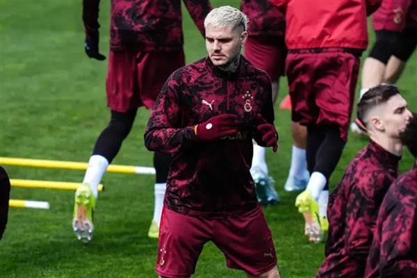 Okan Buruk, Süper Lig'in 28'inci haftasında Trabzonspor karşısında Osimhen'in yokluğunda Icardi'yi sahada görmeyi planlıyor