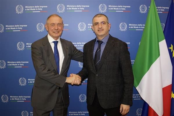 İtalya İşletmeler ve Made in Italy Bakanı Urso, Baykar Genel Müdürü Haluk Bayraktar'la Piaggio Aerospace'in ilk sonuçlarını konuştu