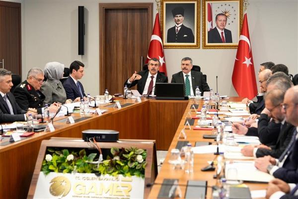 İçişleri Bakanlığındaki 'okul güvenliği' toplantısı başladı