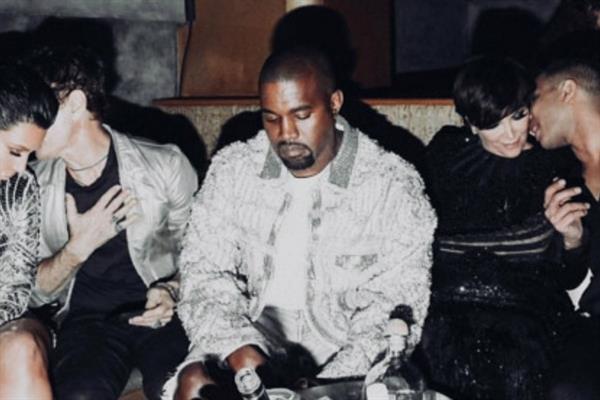 Heil Hitler şarkısı ve tartışmalı açıklamaları sonrası Kanye West'e Avrupa'da bir darbe daha