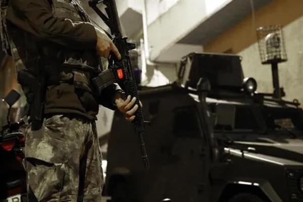 Meksika'da uyuşturucu kartellerine karşı kamu güvenliğini sağlamak için 130 bin asker konuşlandırıldı