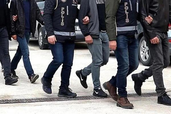 İstanbul merkezli 'suç gelirlerinin aklanması' operasyonunda 11 zanlı yakalandı