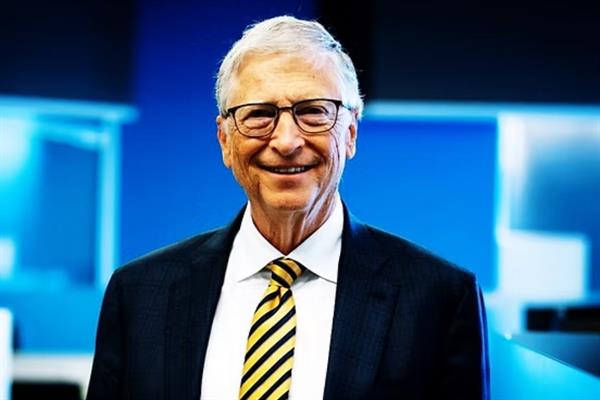 Bill Gates'in vakfı elindeki son Microsoft hisselerini de satarak şirketten tamamen çıktı