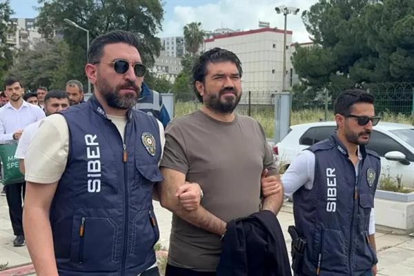 Adana merkezli yasa dışı bahis operasyonunda yakalanan Selahattin Akın  Uzun ile Rasim Ozan Kütahyalı tutuklandı
