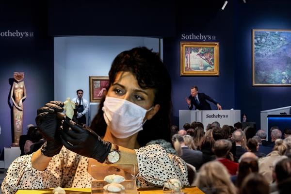 Sotheby's'te sahtecilik girişimi 25 yıl sonra ortaya çıkan baskı tekniğiyle çözüldü