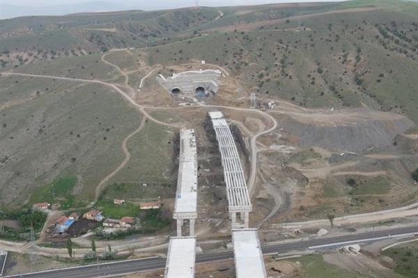 Ankara-Kırıkkale-Delice Otoyolu ile Orta Doğu ve Kafkasya'ya ulaşım hızlanacak