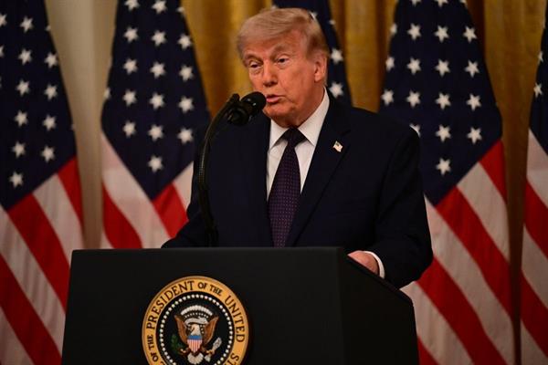 Trump'tan İran'ın müzakereleri askıya almasına ilişkin 'bomba yağdırmaya başlayacağımız anlamına gelmez' tepkisi