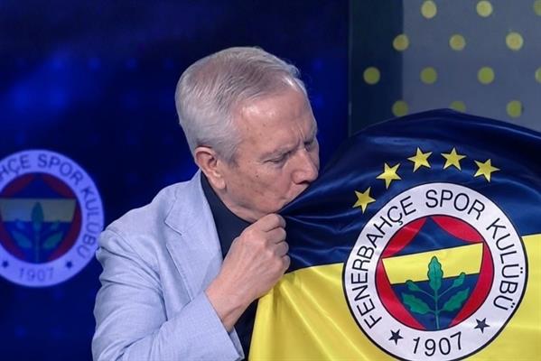Fenerbahçe'de başkanlık yarışının kazananı belli oldu, başkanlık koltuğuna bir kez daha Aziz Yıldırım oturdu