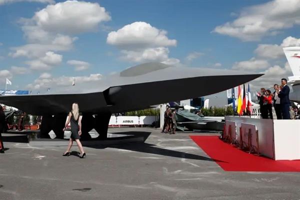 Avrupa'nın 100 milyar euroluk "savaş uçağı projesi" iptal edildi