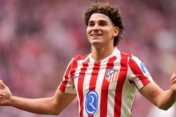 Real Madrid'in Julian Alvarez için yaptığı 150 milyon euroluk teklif Atletico Madrid tarafından reddedildi