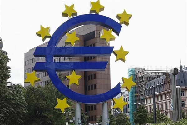 Euro Bölgesi'nde stagflasyon endişelerinin tehlikesi büyüyor