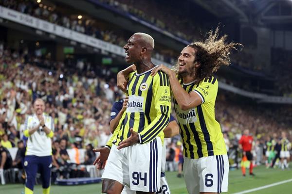 Anderson Talisca golü frikikten attı, Fenerbahçe avantajı tek golle elde etti