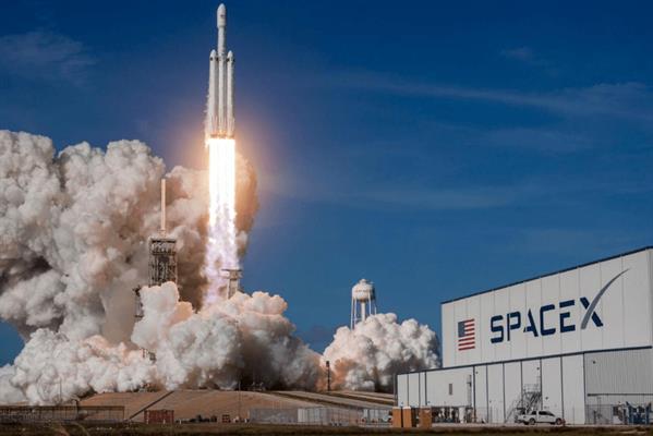Milyarderler SpaceX hisselerini açıkladı, Elon Musk'ın serveti yeniden 900 milyar doların üzerinde