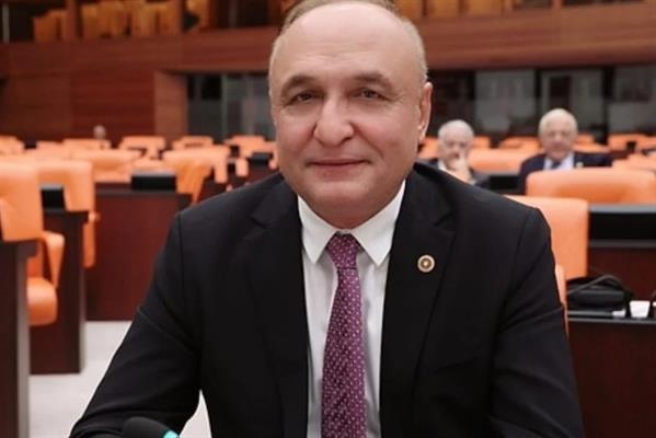 Gaziantep'te bıçaklı saldırıya uğrayan Yeni Parti milletvekili Melih Meriç entübe edildi