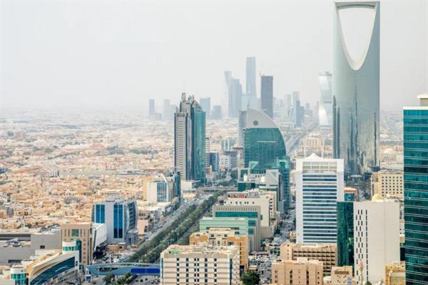 Suudi Arabistan'da mega projelerde yeni dönem başladı, inşaatta işe alım frene bastı