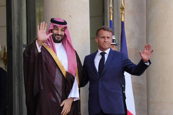 Suudi Arabistan Veliaht Prensi Selman'ın muhafızı Paris'te soyuldu