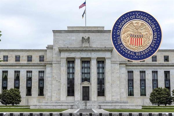 Fed'in Bej Kitabı: ABD'de ekonomik faaliyetler 'ılımlı' arttı